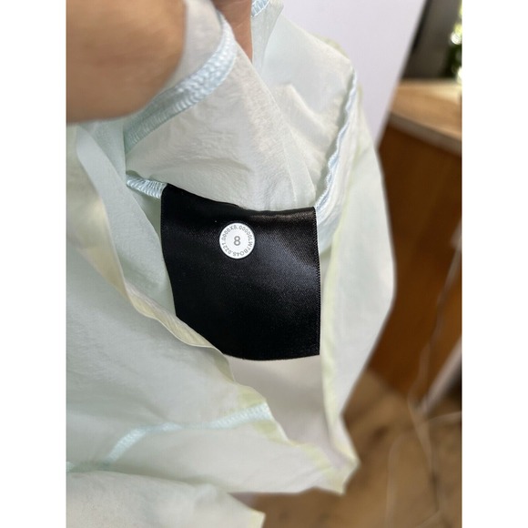 Lululemon Step Out High Rise‎ Drawstring Short 3" Size 8 - Picture 5 of 10